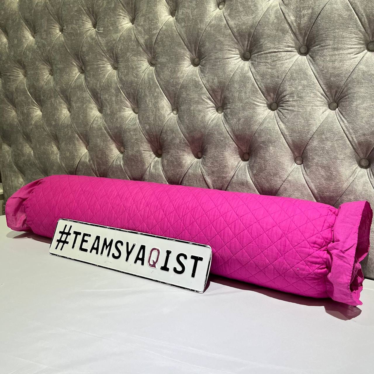 SYAQIST - Bolster Cover - Fushia